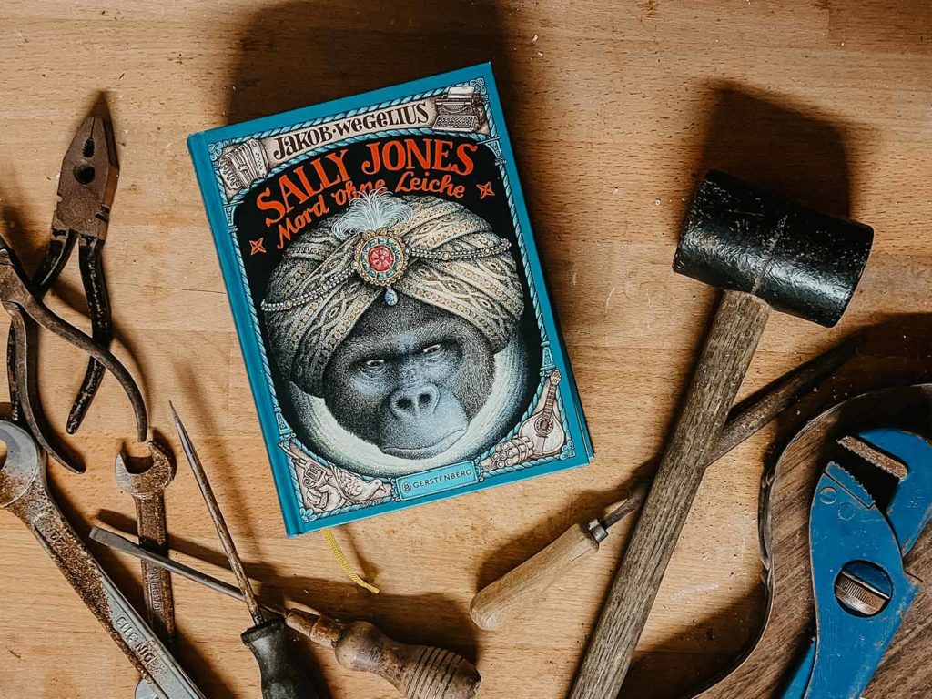 Jakob Wegelius Sally Jones - Mord ohne Leiche Beardy Books Rezension Alexander Büttner